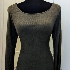 Jella C. Long Sleeve dress